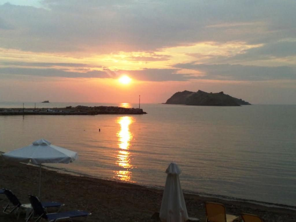 Ξενοδοχείο Άλμα Πέτρα Εξωτερικό φωτογραφία